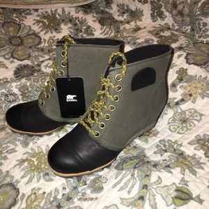 Trade: Sorel PDX Wedge Boot Nori/Black NWT 7.5